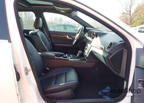 2014 Mercedes-Benz C-Class C 250 Sport из США, поврежденный, VIN WDDGF4HB5EG253846